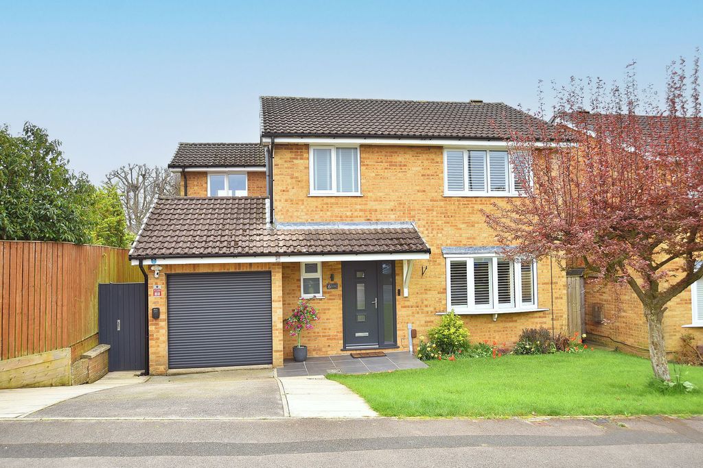 4 bed detached house for saleThe Spinney, Knaresborough HG5