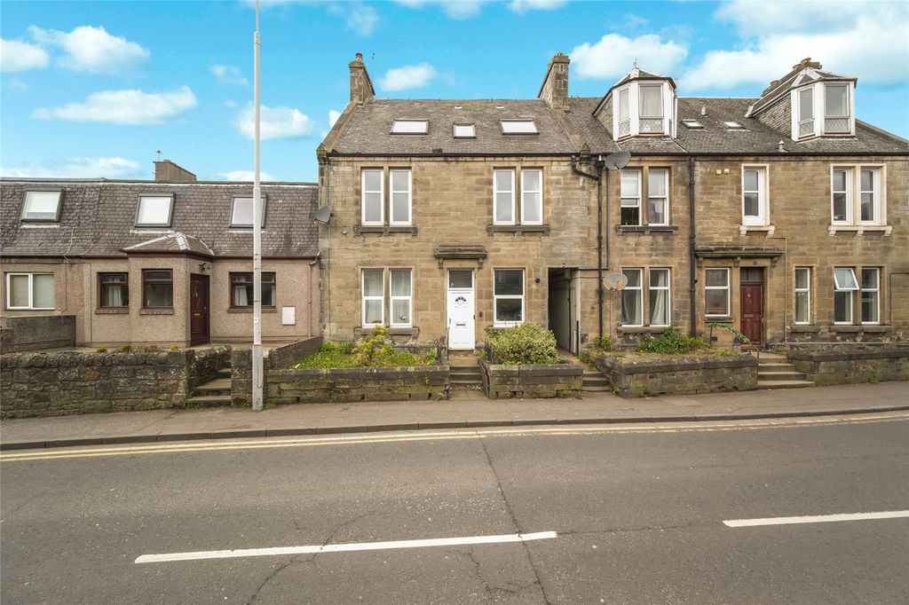 4 bed maisonette for salePilmuir Street, Dunfermline, Fife KY12