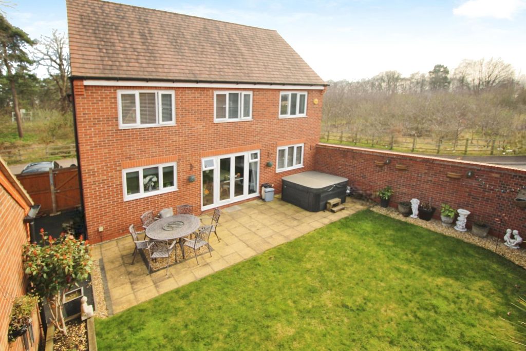 Additional image 22 of 5 bed detached house for saleCrosbie Grove, Silverwoods, Kidderminster DY11