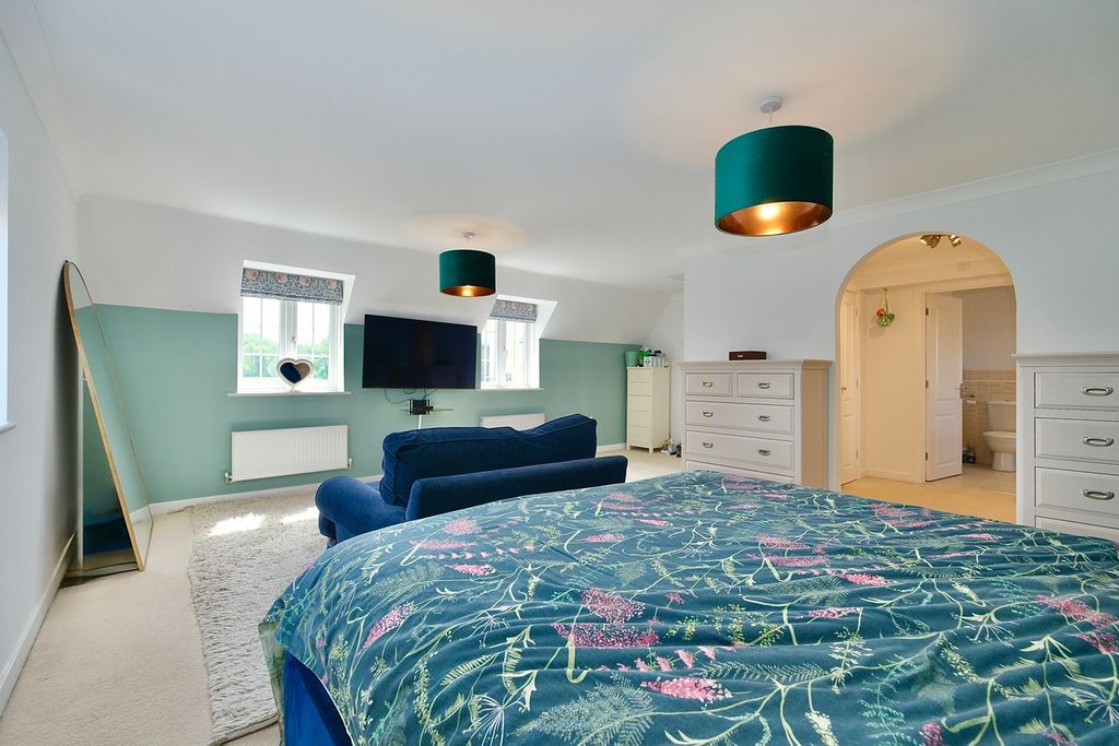 Additional image 14 of 6 bed detached house for saleJarwood Walk, Godmanchester, Huntingdon PE29