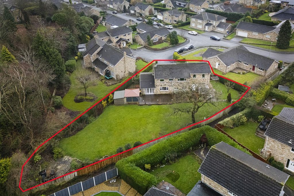 Additional image 4 of 5 bed detached house for saleThe Ghyll, Fixby, Huddersfield HD2