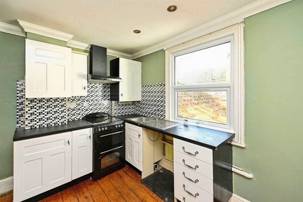 Additional image 2 of 3 bed flat for saleNorfolk Street, King's Lynn PE30