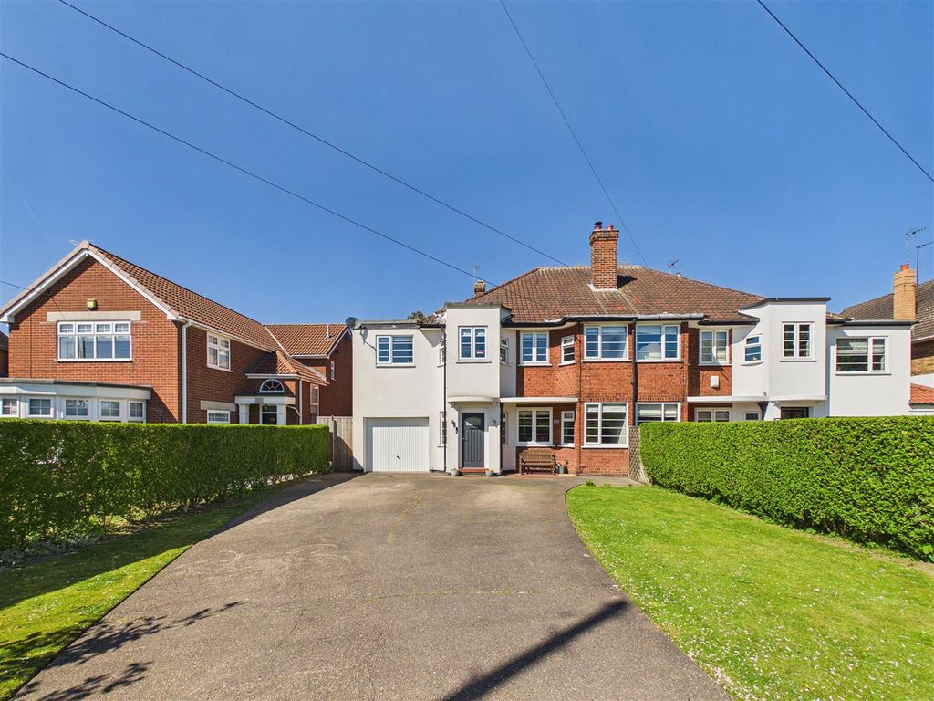 5 bed semi-detached house for saleWest Ella Way, Kirk Ella HU10