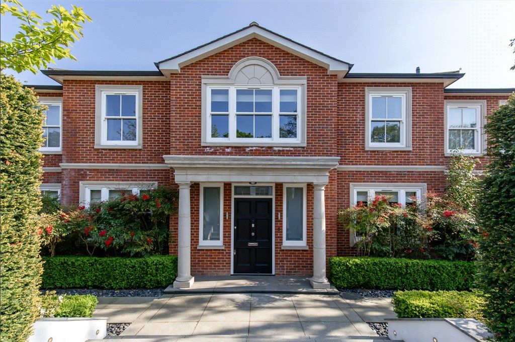 5 bed detached house for saleNeville Avenue, Coombe House Estate KT3