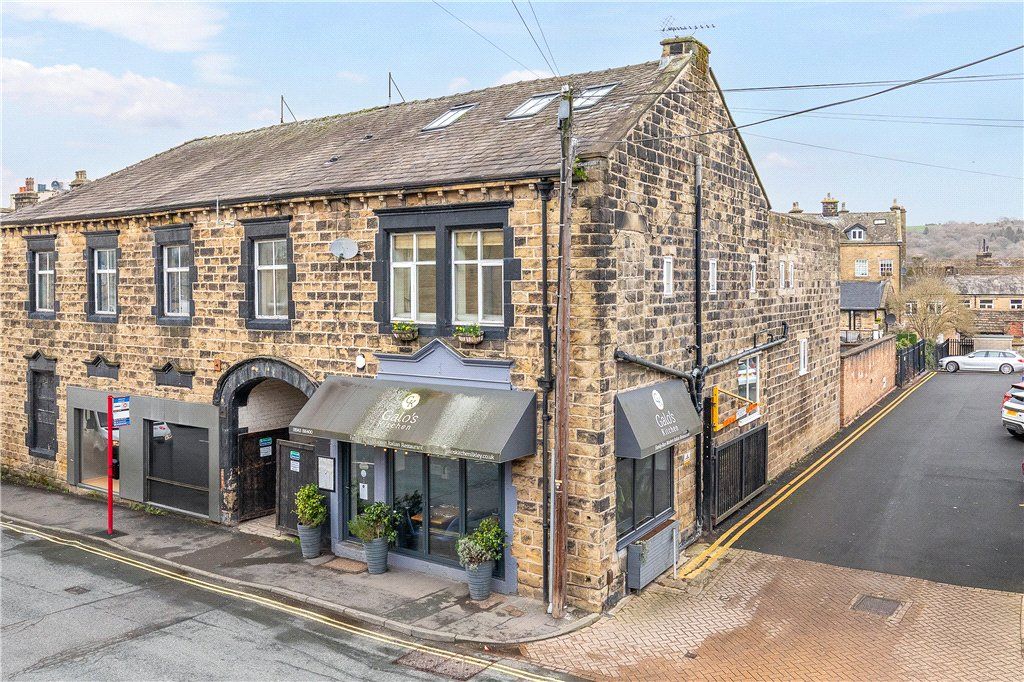 3 bed flat for saleRailway Road, Ilkley, West Yorkshire LS29