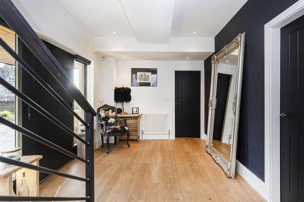 Additional image 27 of 4 bed detached house for saleOakfield Road, Birkby, Huddersfield HD2