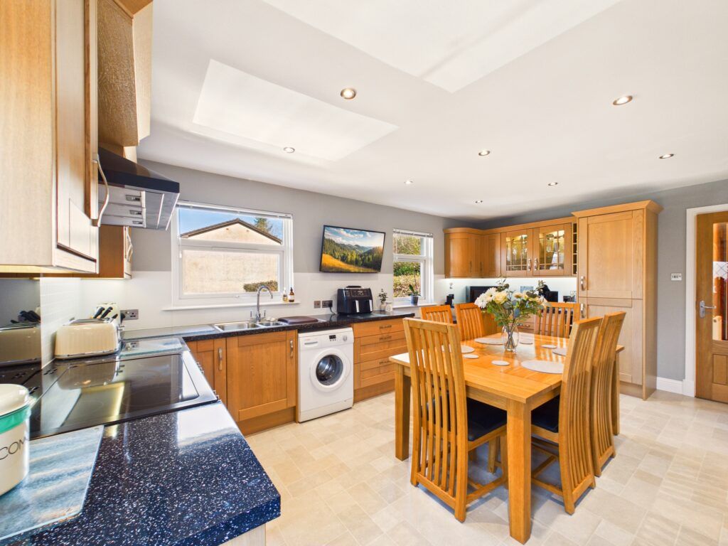 Additional image 8 of 3 bed detached bungalow for sale3 Carnasserie Place, Kilmory, Lochgilphead, Argyll PA31