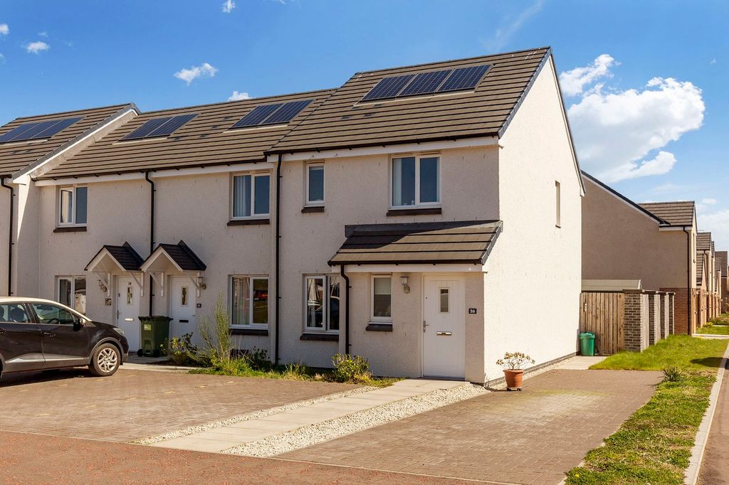 3 bed terraced house for saleLathrocht Grove, Kinross KY13