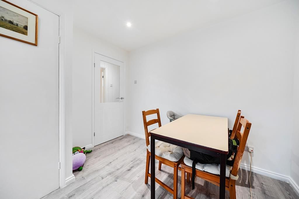 Additional image 6 of 3 bed flat for saleKidlington, Oxfordshire OX5