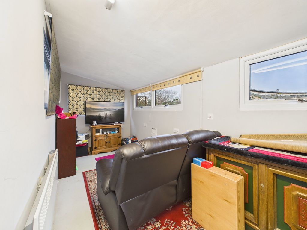 Additional image 6 of 3 bed detached house for saleHigh Street, Kington HR5