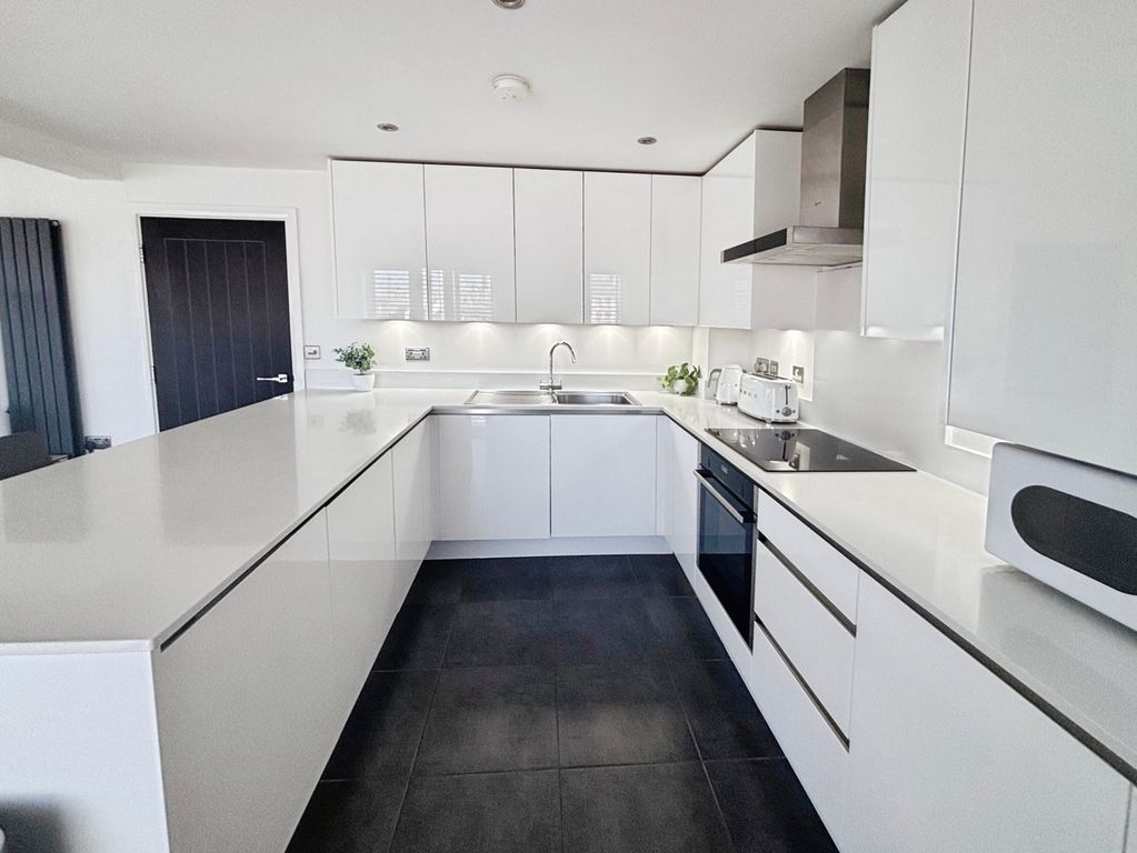 2 bed flat for saleQueen Street, City Centre, Hull HU1