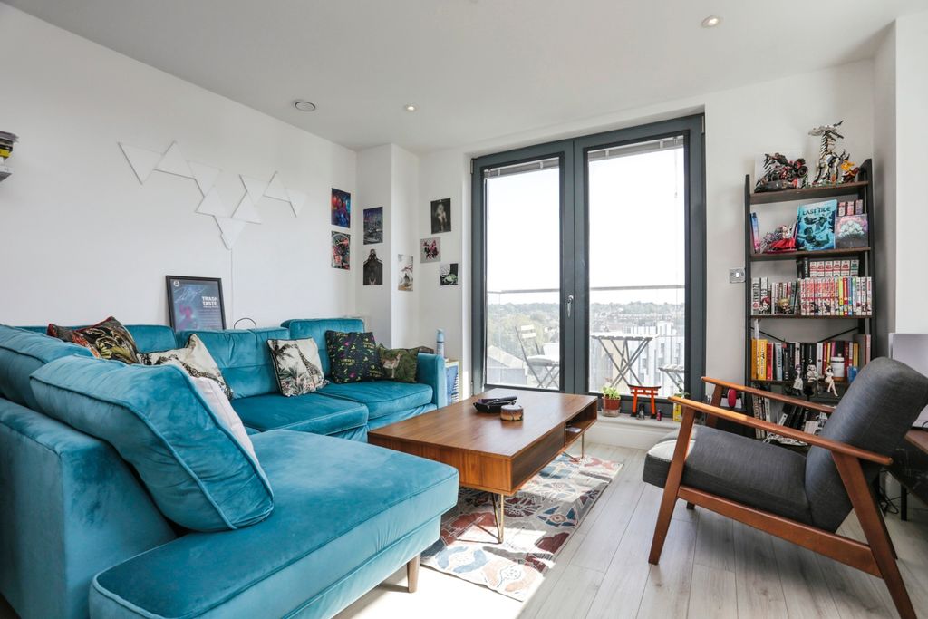 2 bed flat for saleKey Street, Ipswich IP4