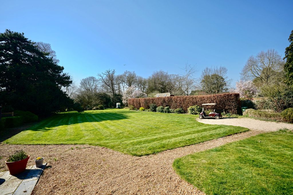 Additional image 17 of 7 bed property for saleHigh Street, Brampton, Huntingdon PE28
