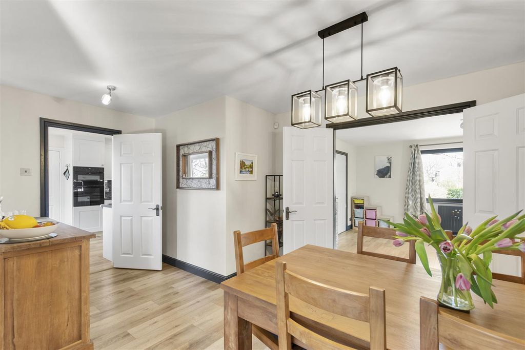Additional image 7 of 5 bed property for saleOaklands, Westwood Drive, Ilkley LS29