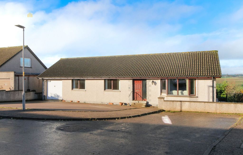 3 bed detached bungalow for saleBroomhill Court, Keith AB55
