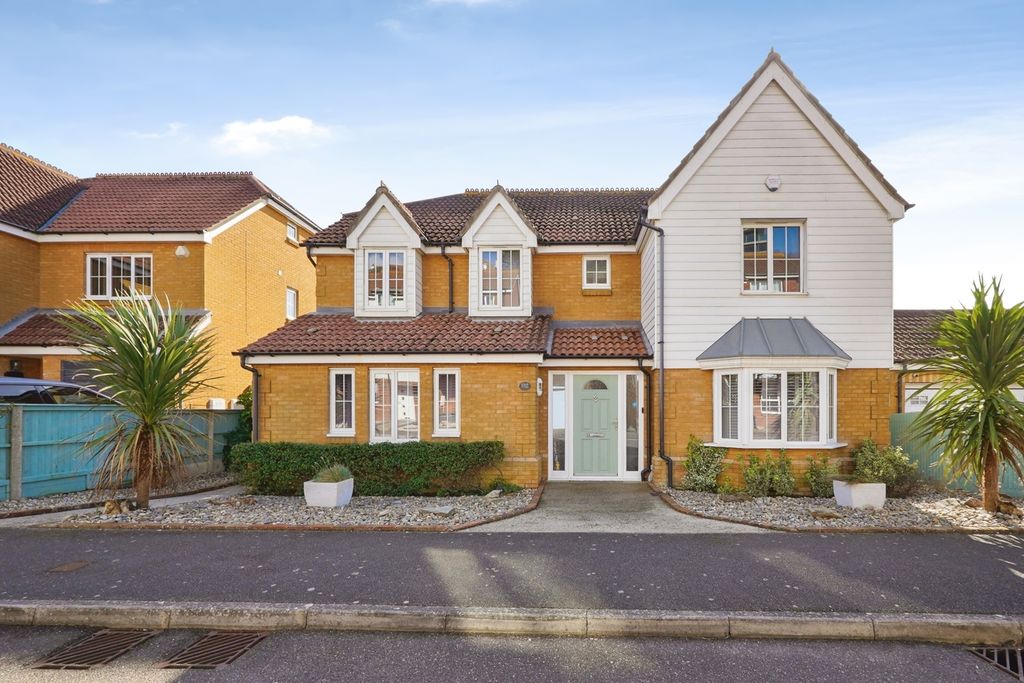 5 bed detached house for saleAlexandra Corniche, Hythe, Kent CT21