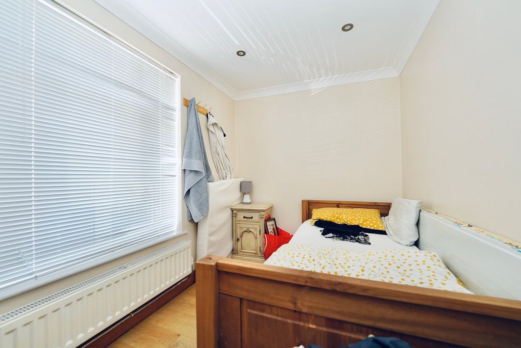 Additional image 7 of 2 bed flat for saleBurnaby Close, Brampton, Huntingdon PE28