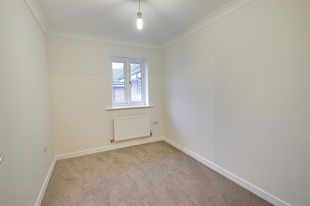 Additional image 7 of 2 bed flat for saleWharf Way, Hunton Bridge, Kings Langley WD4