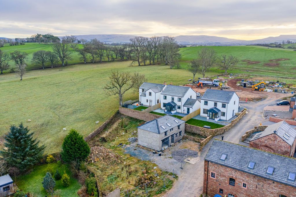 4 bed detached house for salePlot A, Pennine Heights, Warcop CA16 photo 5
