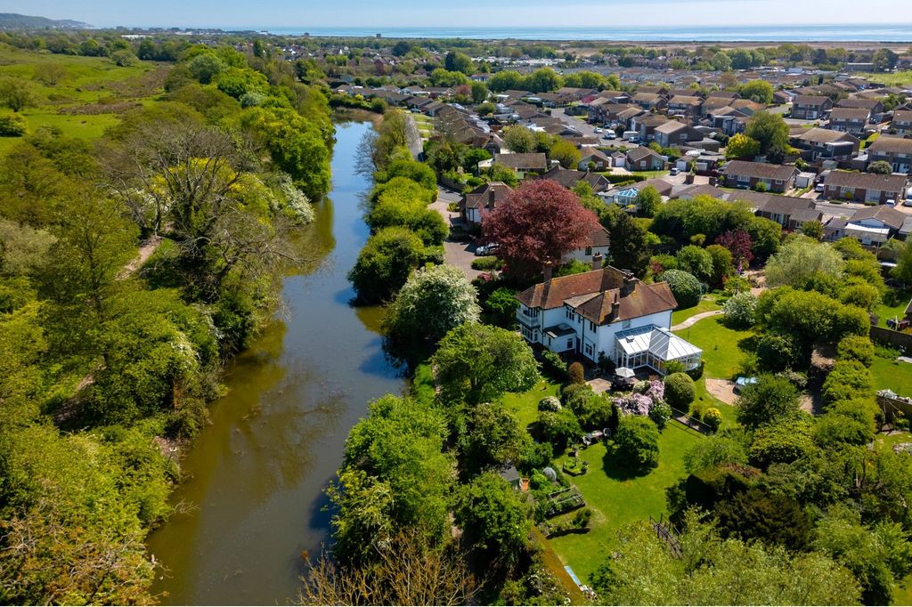 Additional image 2 of 4 bed detached house for saleBurmarsh Road, Hythe CT21