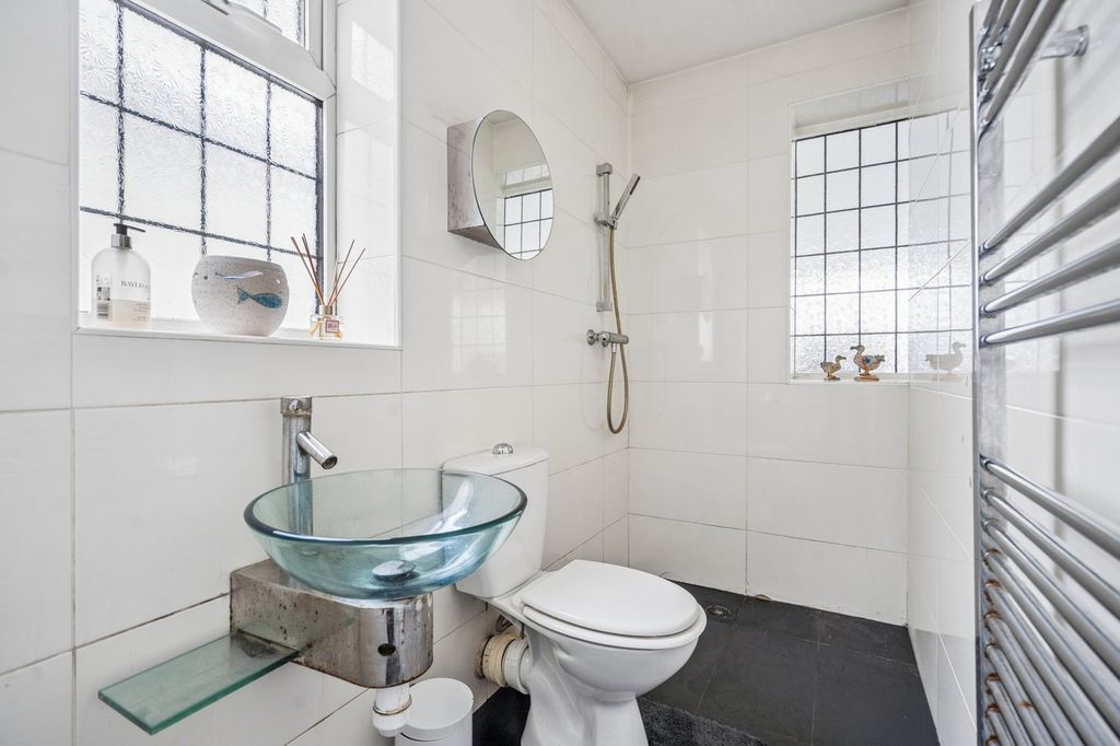 Additional image 22 of 4 bed detached house for saleWellesley Avenue, Iver SL0