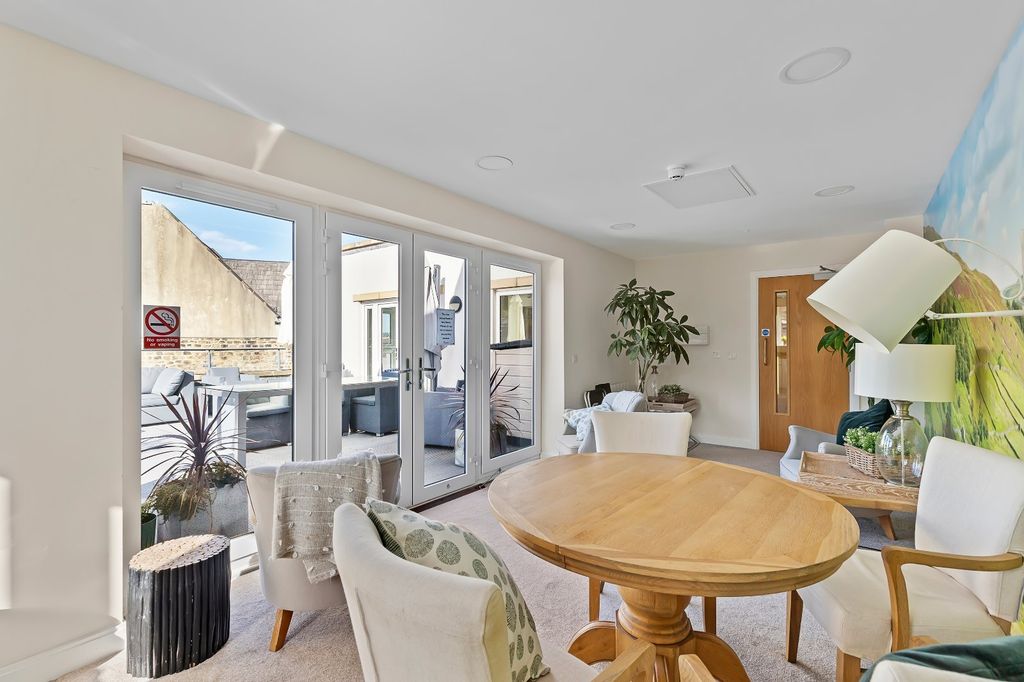 Additional image 13 of 1 bed flat for saleRailway Road, Ilkley, West Yorkshire LS29