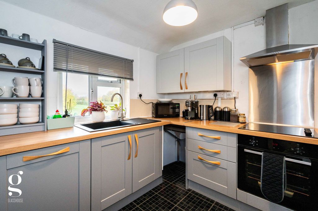 Additional image 4 of 2 bed flat for saleRoman Way, Stretton Sugwas, Hereford HR4