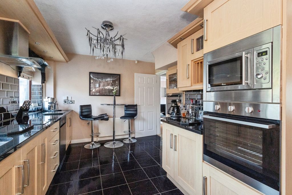 Additional image 14 of 4 bed detached house for saleWelch Road, Hyde, Greater Manchester SK14