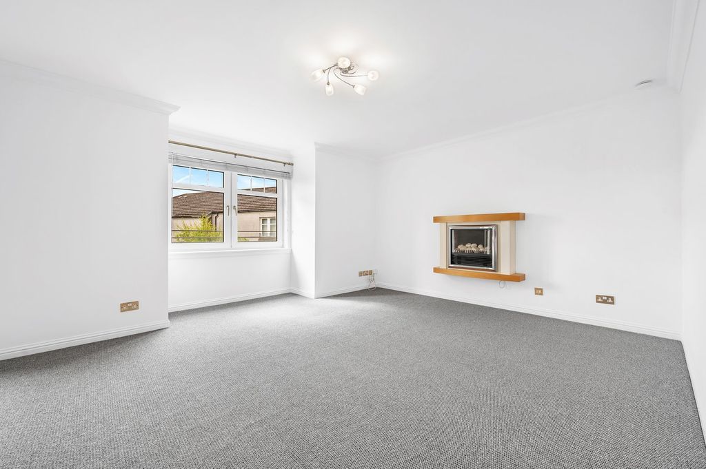 Additional image 5 of 2 bed flat for saleKing Street, Inverkeithing KY11
