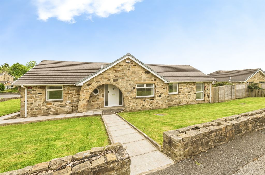 5 bed detached bungalow for saleThe Ghyll, Fixby, Huddersfield HD2