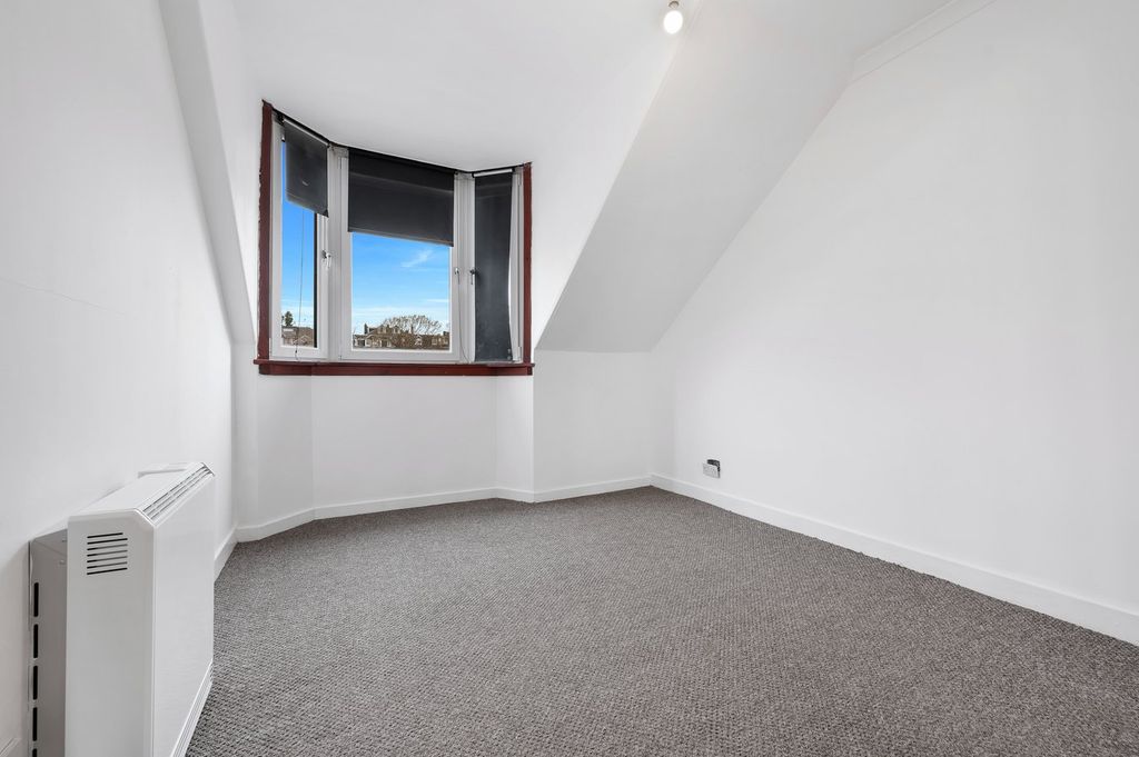 Additional image 6 of 1 bed flat for saleLady Campbells Walk, Dunfermline KY12