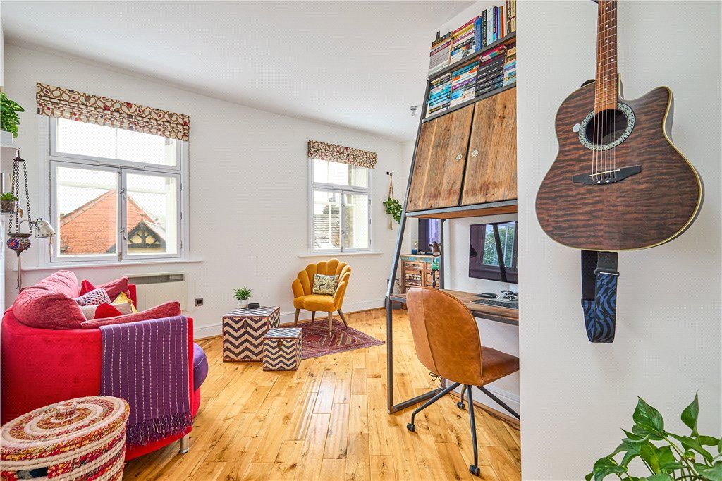Additional image 6 of 2 bed flat for saleThe Crescent Apartments, Crescent Court, Ilkley, West Yorkshire LS29