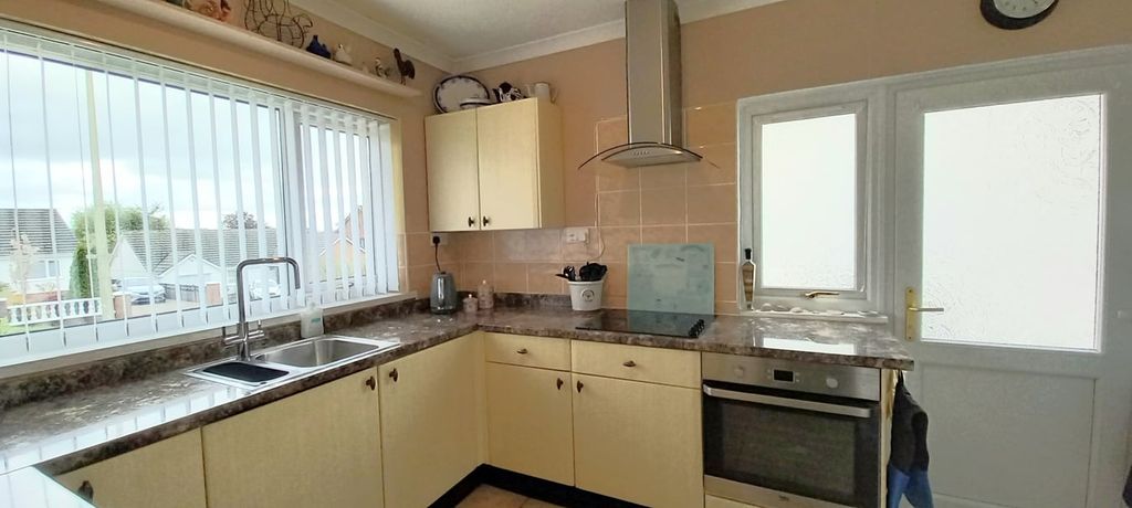 Additional image 6 of 4 bed detached house for saleMeinciau Road, Mynyddygarreg, Kidwelly SA17