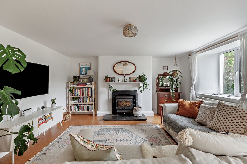 5 bed detached house for saleKingsbridge, Devon TQ7 photo 3
