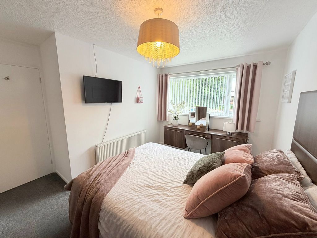 Additional image 14 of 3 bed town house for saleGrange Close, Hyde SK14