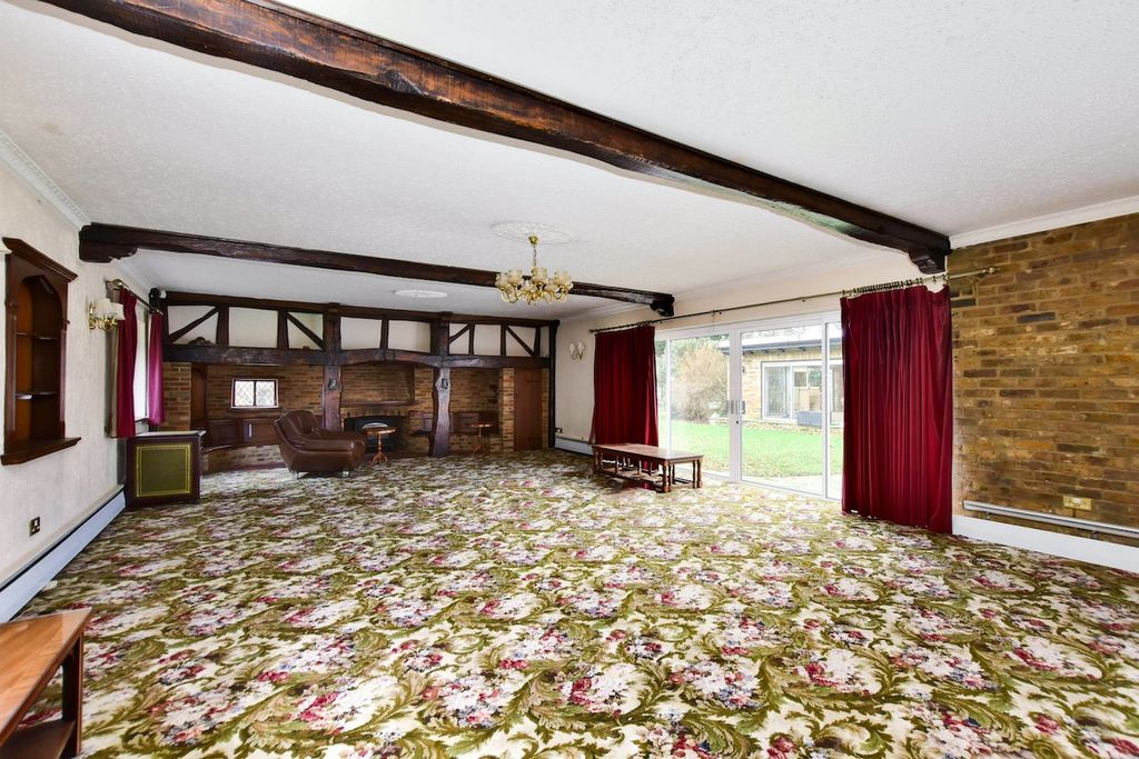 Additional image 7 of 7 bed semi-detached house for saleWarren Lodge, Iver Heath SL0