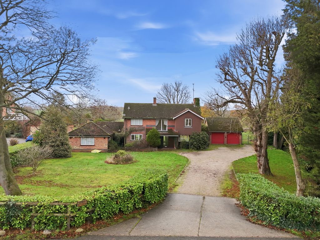 4 bed detached house for saleHall Lane, Ingatestone CM4