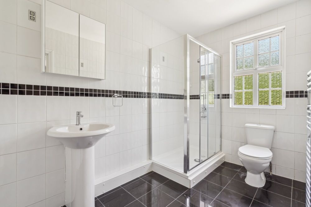 Additional image 12 of 8 bed detached house for saleSlough Road, Iver SL0