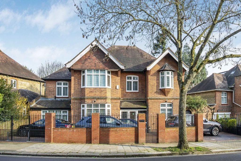 5 bed detached house for saleThe Grove, Isleworth TW7