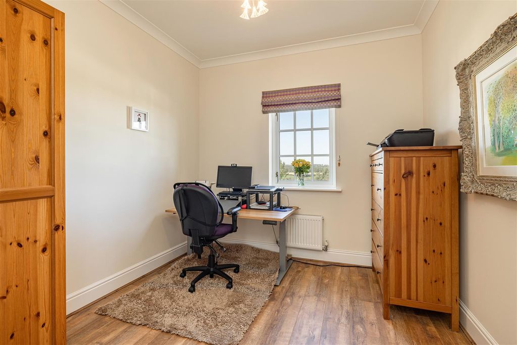 Additional image 32 of 5 bed detached house for sale33 Bowmont Court, Heiton, Kelso TD5