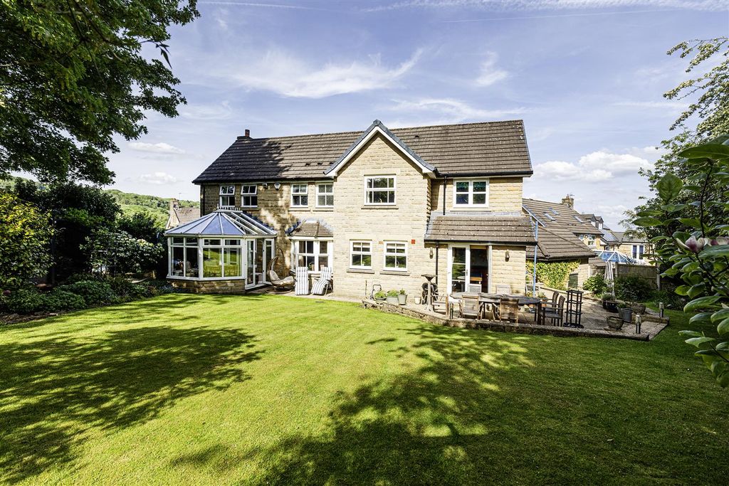 Additional image 47 of 5 bed detached house for saleWhitebeam Park, Birkby, Huddersfield HD2