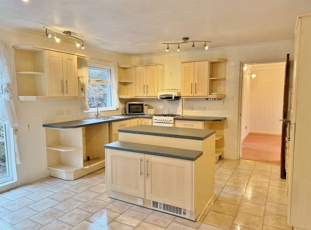 Additional image 23 of 5 bed detached bungalow for saleAnnerleigh, Alma Road, Brodick, Isle Of Arran KA27