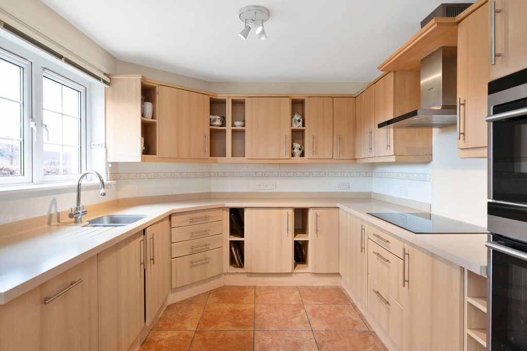 Additional image 6 of 4 bed detached house for sale30 St Ronan's Terrace, Innerleithen EH44