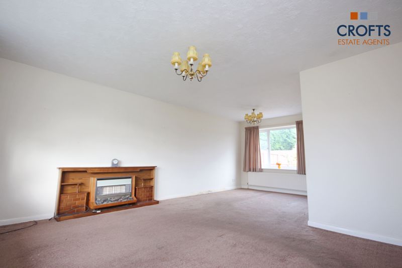 4 bed detached house for saleStallingborough Road, Immingham DN40 photo 2
