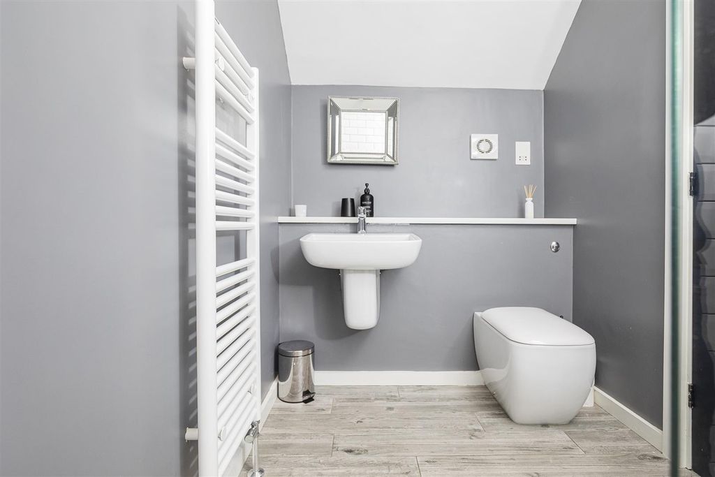 Additional image 42 of 4 bed detached house for saleOakfield Road, Birkby, Huddersfield HD2