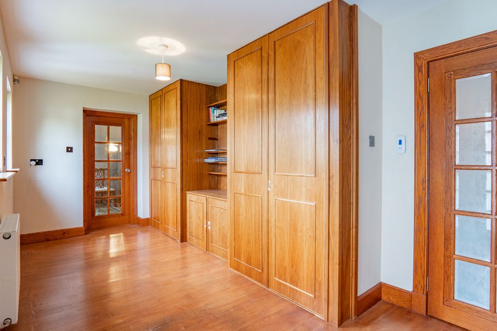 Additional image 32 of 5 bed semi-detached house for saleCroft Lane, Inverness IV3