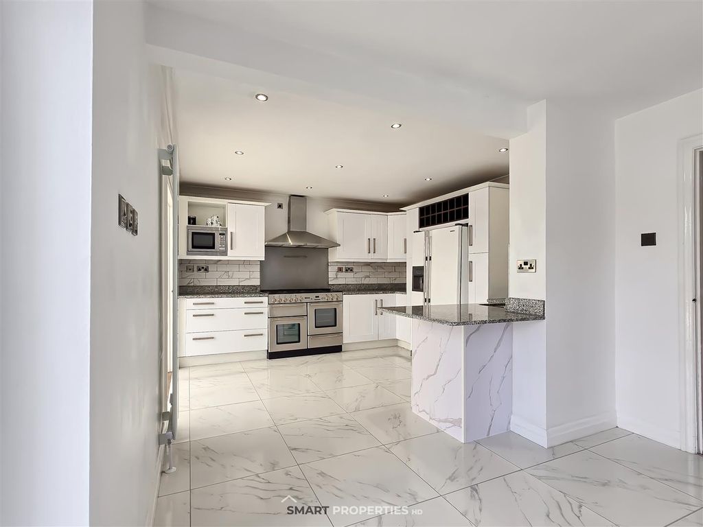 Additional image 12 of 5 bed detached house for saleGreenroyd Croft, Huddersfield HD2