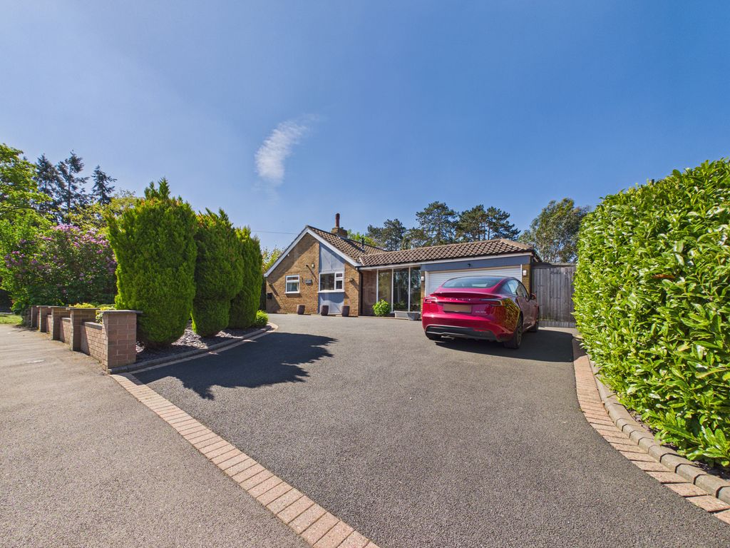 3 bed detached bungalow for saleBewdley Hill, Kidderminster DY11