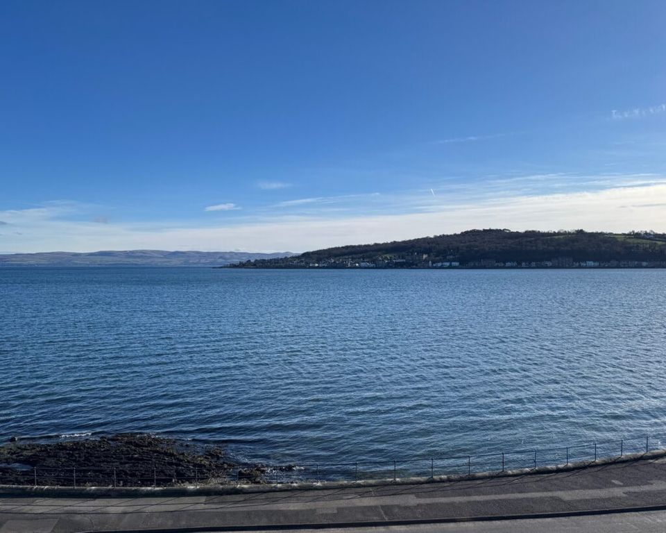 Additional image 2 of 2 bed flat for saleAttic Flat, 10 Glenrosa Place, Rothesay PA20
