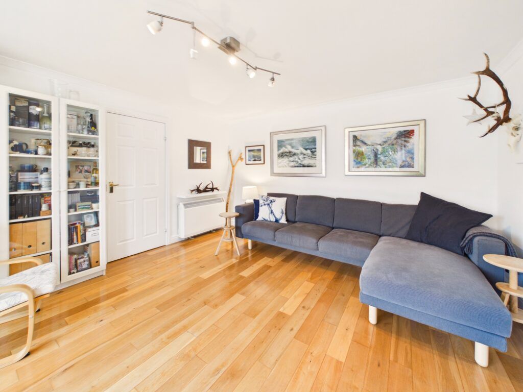 Additional image 5 of 3 bed detached house for sale4 Meadows Road, Lochgilphead, Argyll PA31